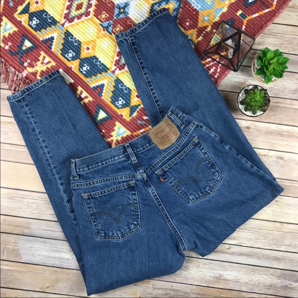 Vintage Levi’s 550 High Waist Mom Jeans